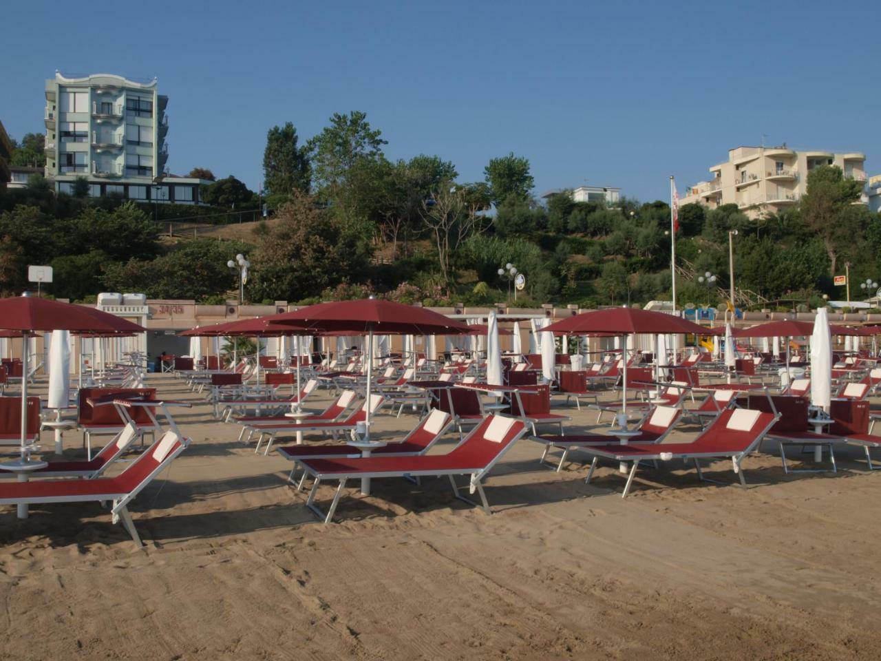 Graziella Residence Appartamenti Gabicce Mare Zewnętrze zdjęcie